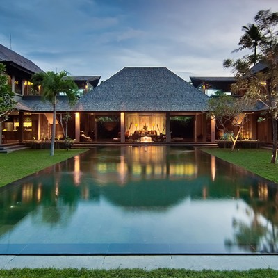 Mahatma House / Villa Florimar